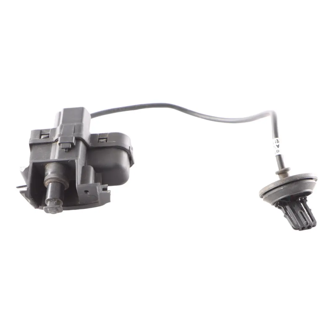 Volkswagen Tiguan 5N Fuel Filler Flap Actuator Release Servomotor - SKU 5N0810773D - Part number 5N0810773D