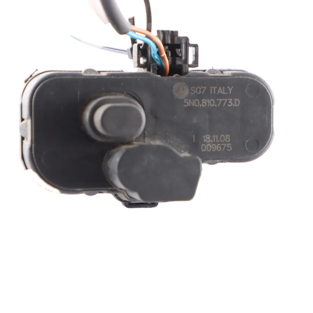 Volkswagen Tiguan 5N Fuel Filler Flap Actuator Release Servomotor - SKU 5N0810773D - Part number 5N0810773D
