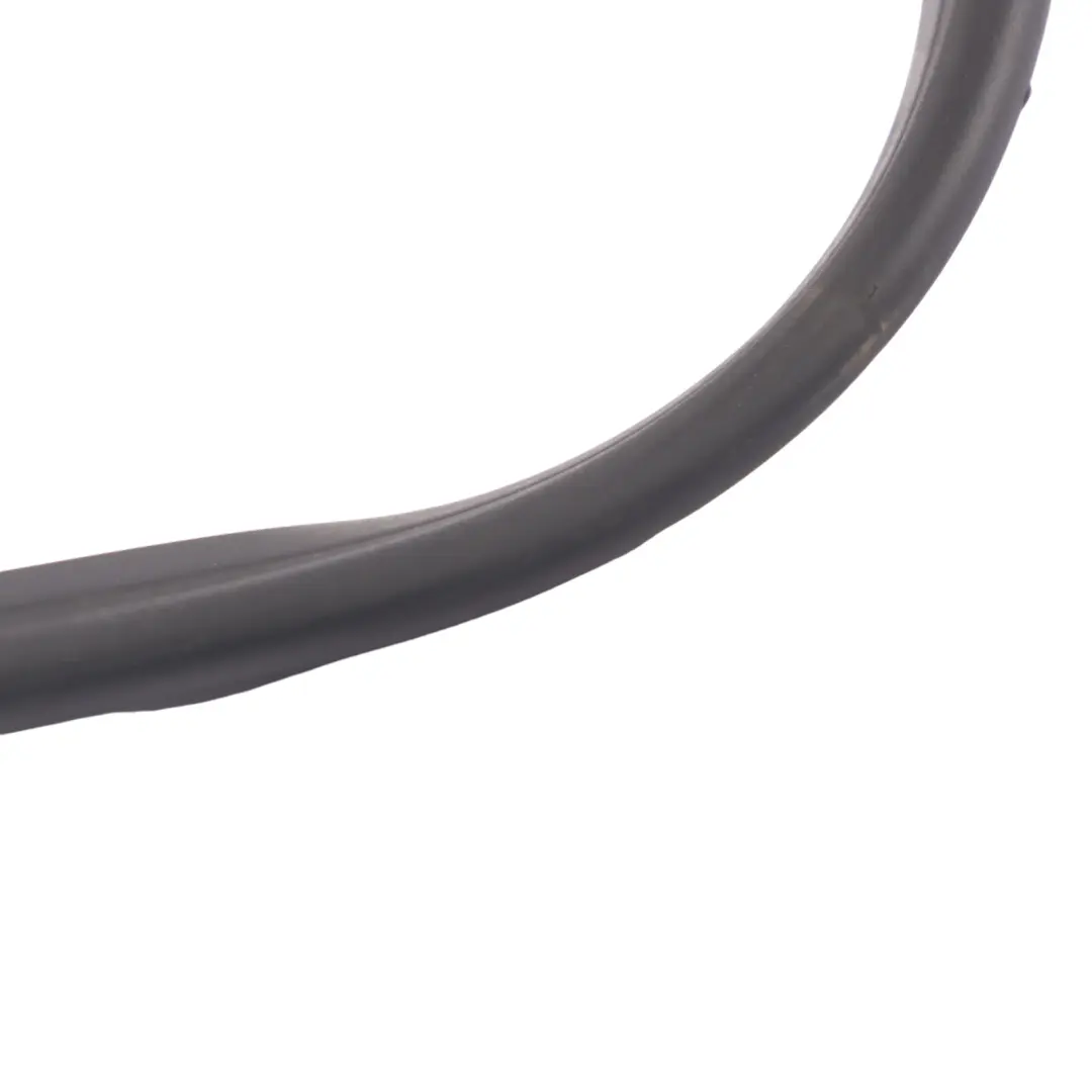 VW Volkswagen Tiguan 5N Motorhaubendichtung Motordeckel Gummidichtung - SKU 5N0823723B - Teilenummer 5N0823723B