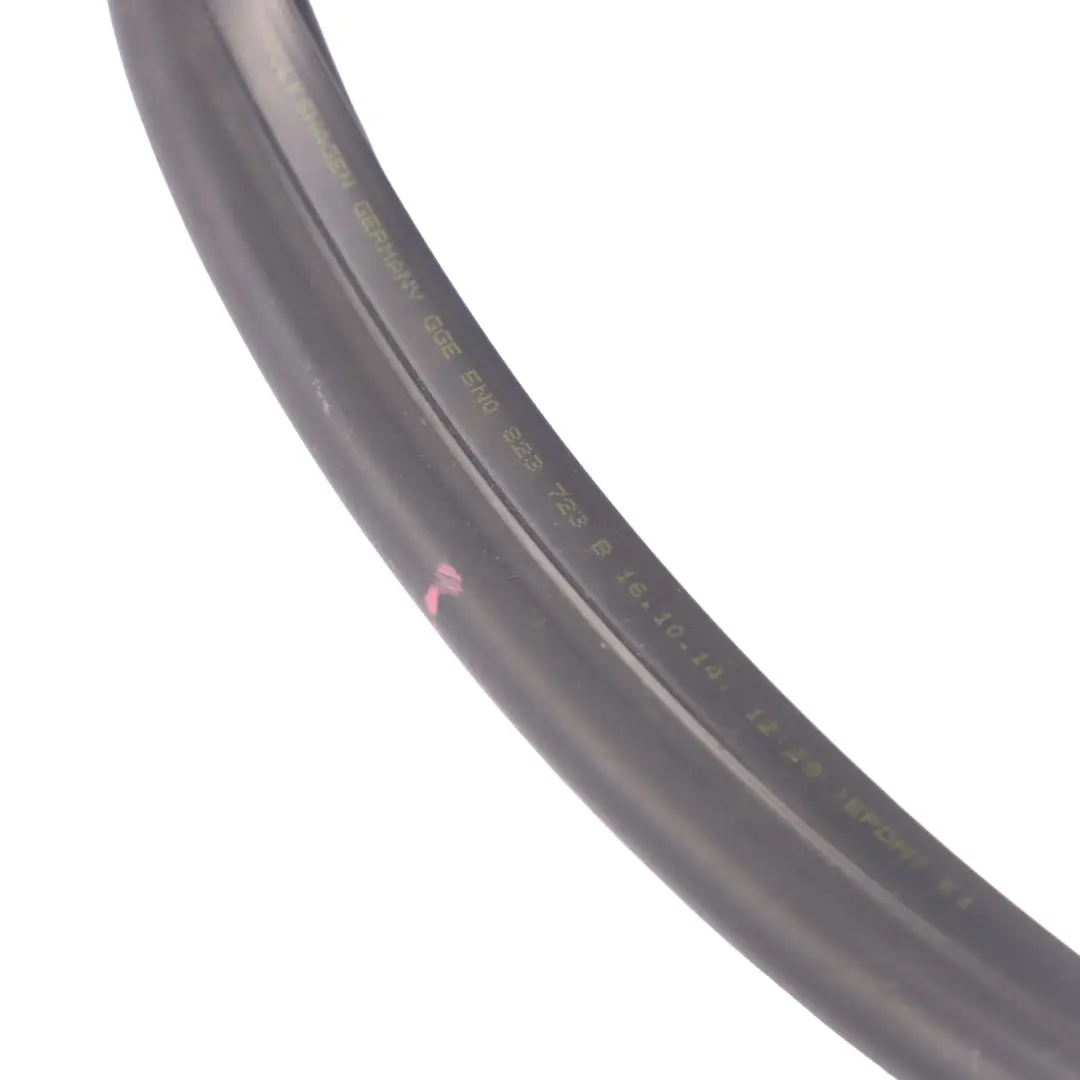 Guarnizione Cappuccio Coperchio Motore Gomma per VW Volkswagen Tiguan 5N con numero di parte 5N0823723B VW Volkswagen Tiguan 5N Guarnizione Cappuccio Coperchio Motore Gomma - SKU 5N0823723B - Numero di parte 5N0823723B