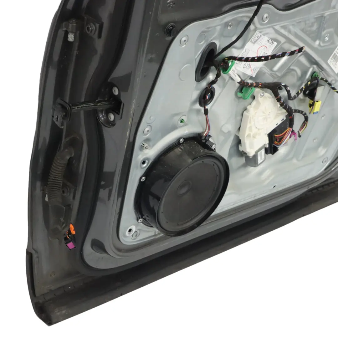 Door Front Right O/S Side Door Pepper Grey - D7R to Volkswagen VW Tiguan 5N with Part number 5N0831056B Volkswagen VW Tiguan 5N Door Front Right O/S Side Door Pepper Grey - D7R - SKU 5N0831056B-PEG - Part number 5N0831056B