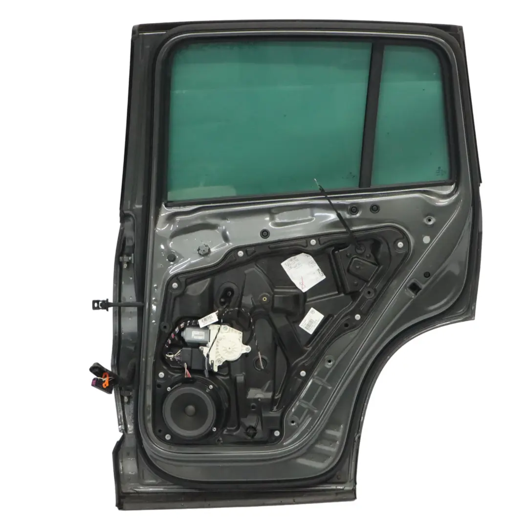 Volkswagen VW Tiguan 5N Drzwi Prawy Tył Pepper Grey Szary Metalik - D7R - SKU 5N0833056A-PEG - Numer Części 5N0833056A