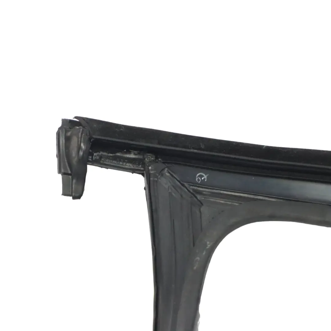 VW Tiguan 5N Guarnizione Guida Telaio Finestrino Anteriore Sinistro - SKU 5N0837431G - Numero di parte 5N0837431G