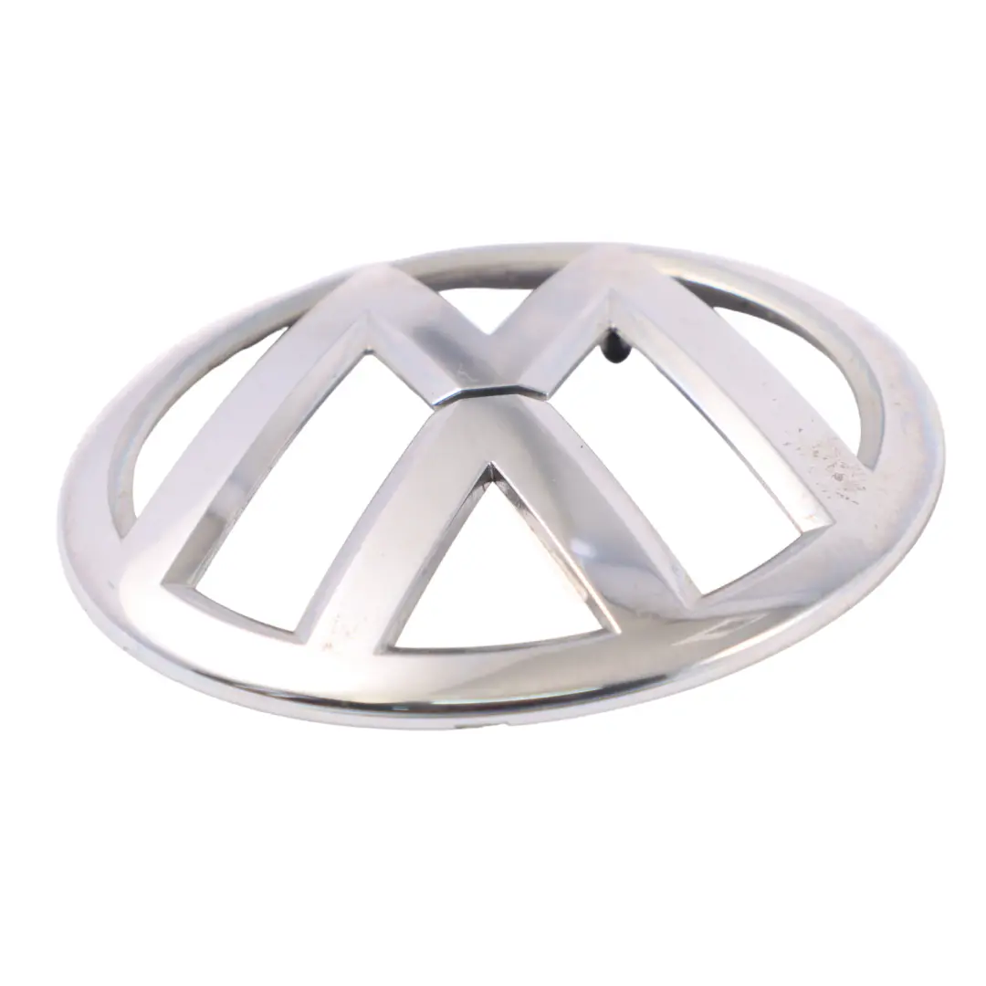 Emblema Tapa Maletero Logo Trasero 7P6853630 para Volkswagen Tiguan 5N con número de pieza 5N0853630 Volkswagen Tiguan 5N Emblema Tapa Maletero Logo Trasero 7P6853630 - SKU 5N0853630 - Número de pieza 5N0853630