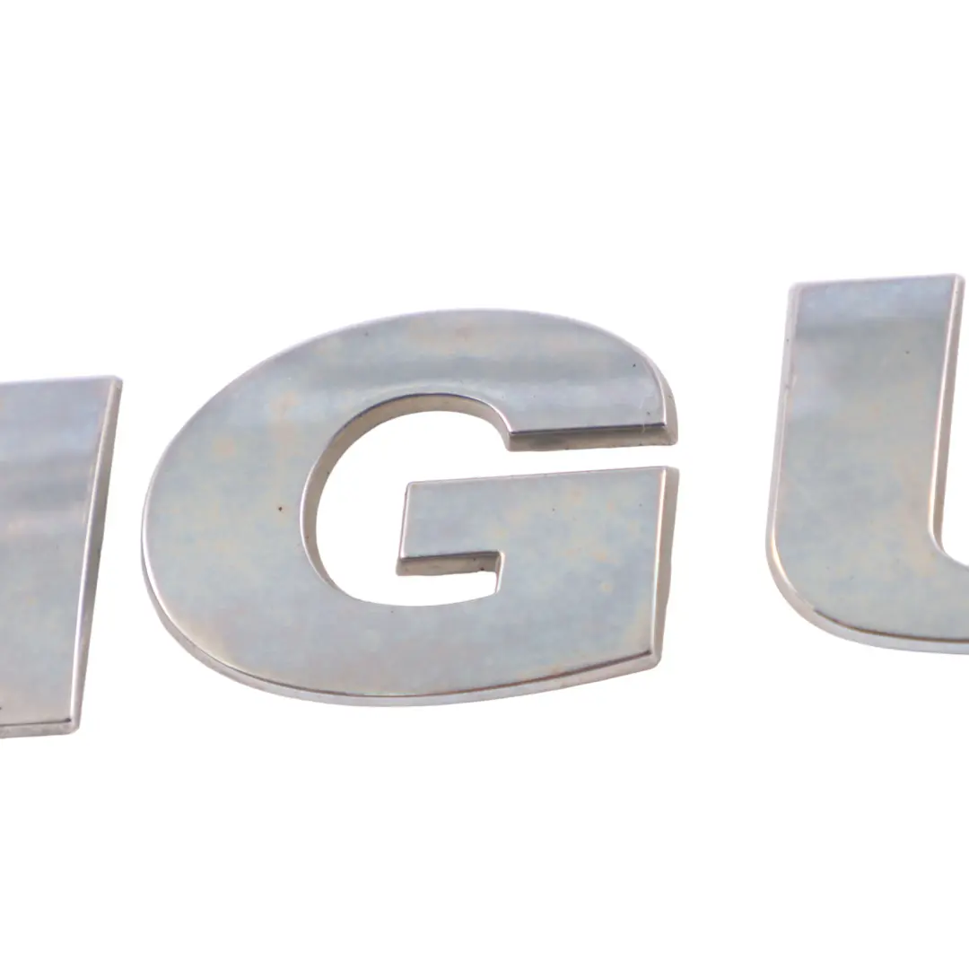 Volkswagen Tiguan 5N Portellone Posteriore Emblema Posteriore Tronco - SKU 5N0853687B - Numero di parte 5N0853687B