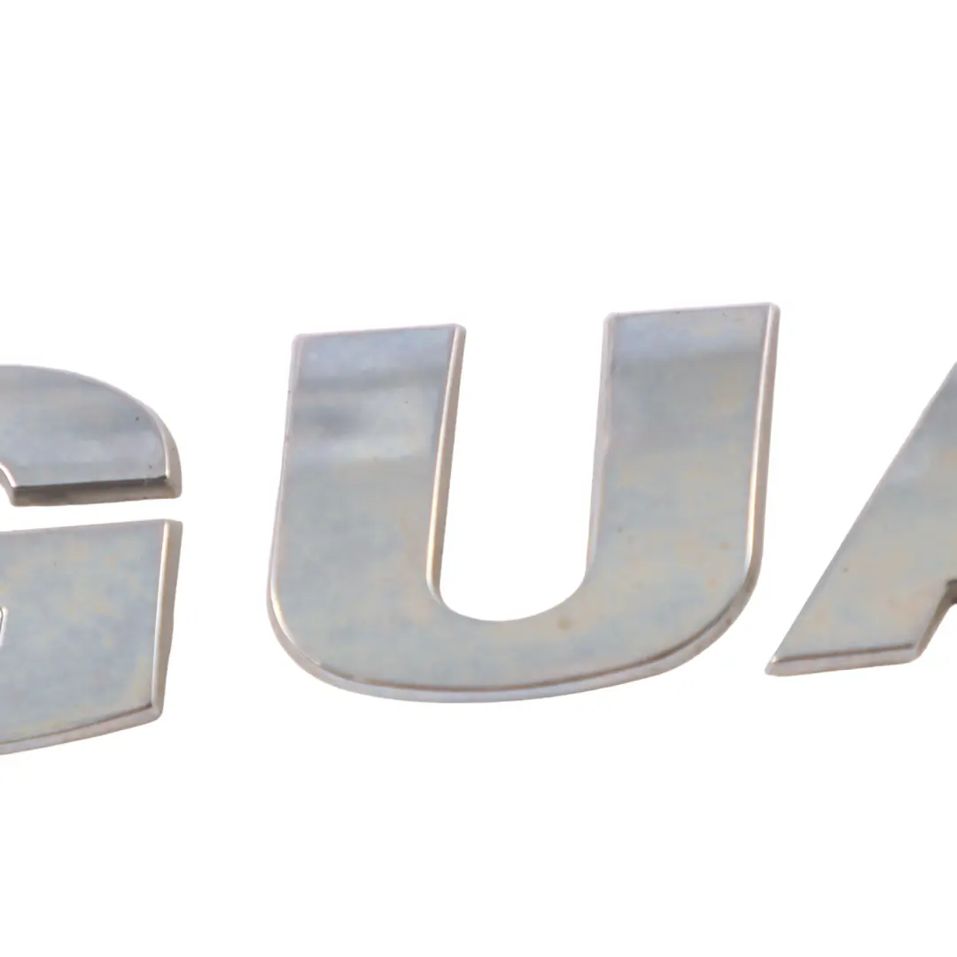 Emblemat Napis Tylnej Klapy Bagażnika do Volkswagen Tiguan o numerze 5N0853687B Volkswagen Tiguan Emblemat Napis Tylnej Klapy Bagażnika - SKU 5N0853687B - Numer Części 5N0853687B