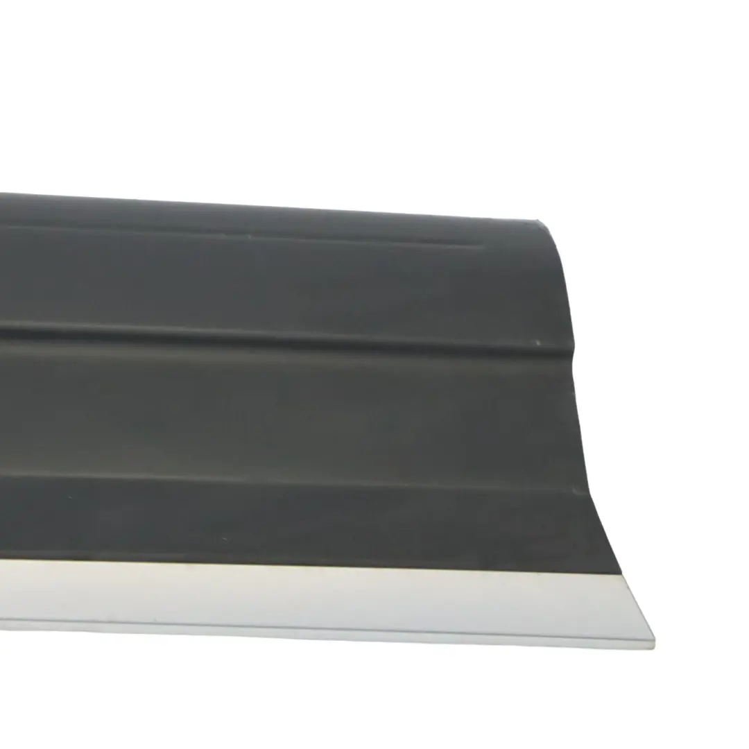 Volkswagen Tiguan 5N Garniture Porte Cache Moule Inférieur Avant Droit - SKU 5N0854940 - Numéro de pièce 5N0854940