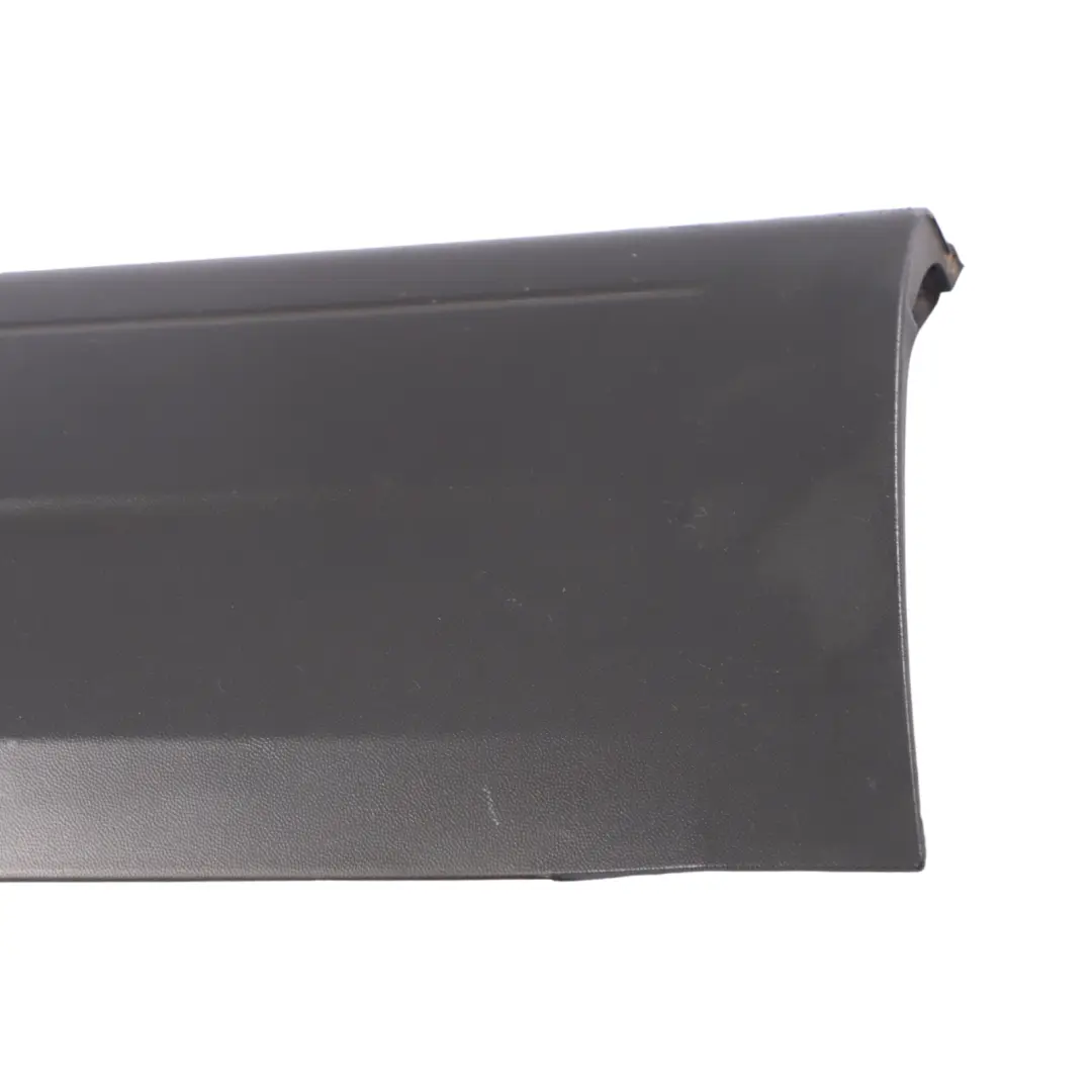 Panneau Moulage Porte Arrière Droit pour Volkswagen Tiguan 5N à propos du numéro de pièce 5N0854950E Volkswagen Tiguan 5N Panneau Moulage Porte Arrière Droit - SKU 5N0854950E - Numéro de pièce 5N0854950E