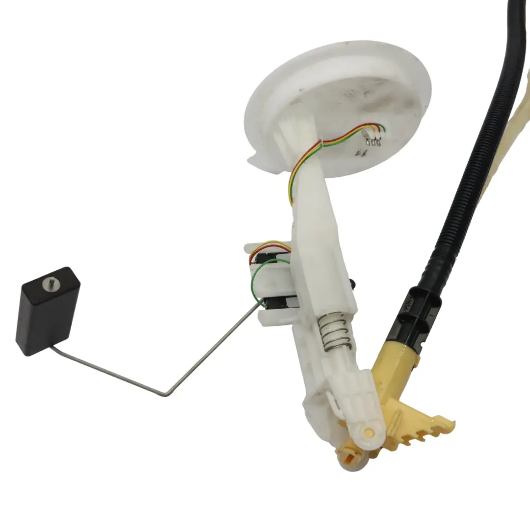VW Tiguan 5N 2.0 TDI CFFB Unidad Sensor Depósito Combustible - SKU 5N0919673R - Número de pieza 5N0919673R