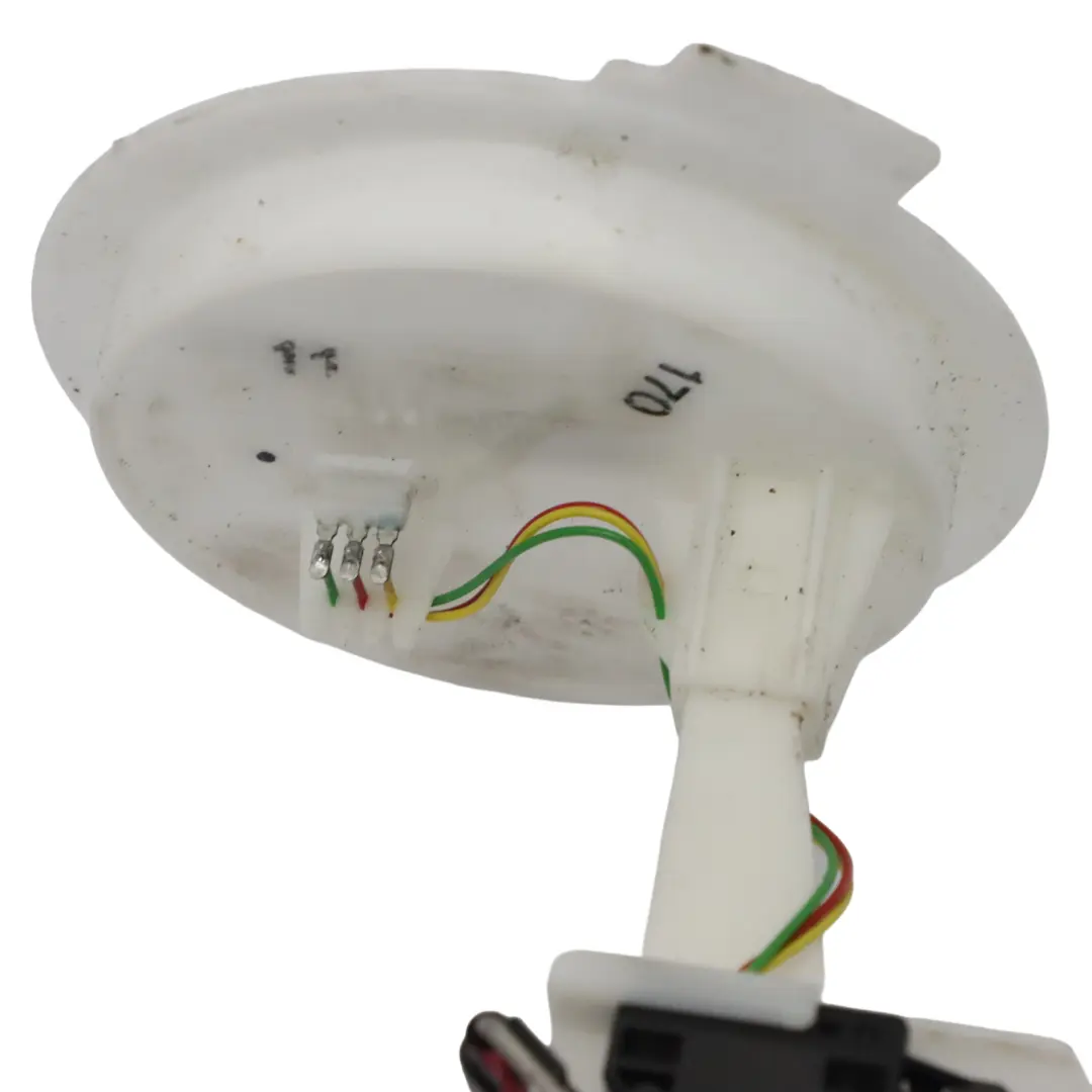 CFFB Czujnik Pompy Paliwa do VW Volkswagen Tiguan 5N 2.0 TDI o numerze 5N0919673R VW Volkswagen Tiguan 5N 2.0 TDI CFFB Czujnik Pompy Paliwa - SKU 5N0919673R - Numer Części 5N0919673R