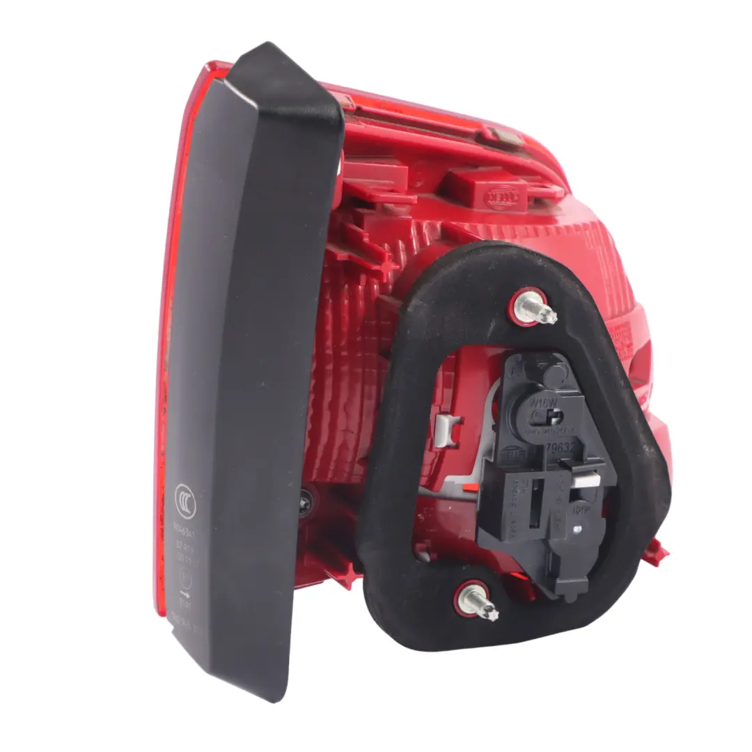 Taillight Light Lamp Side Panel Rear Right O/S to Volkswagen Tiguan 5N with Part number 5N0945094H Volkswagen Tiguan 5N Taillight Light Lamp Side Panel Rear Right O/S - SKU 5N0945094H - Part number 5N0945094H