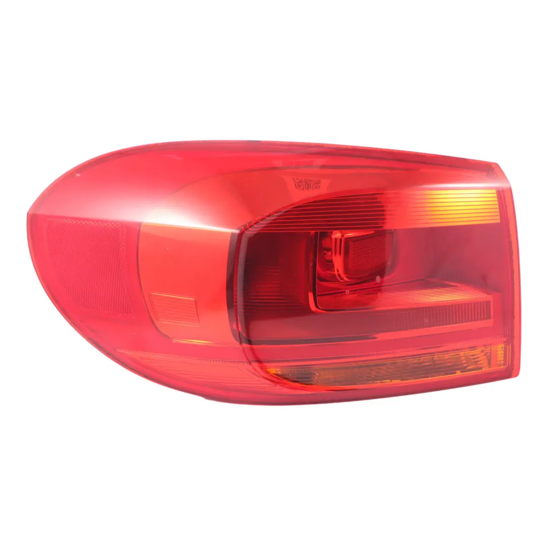 Volkswagen Tiguan 5N Lampa Tylna Lewa Tył Lewy - SKU 5N0945095Q - Numer Części 5N0945095Q