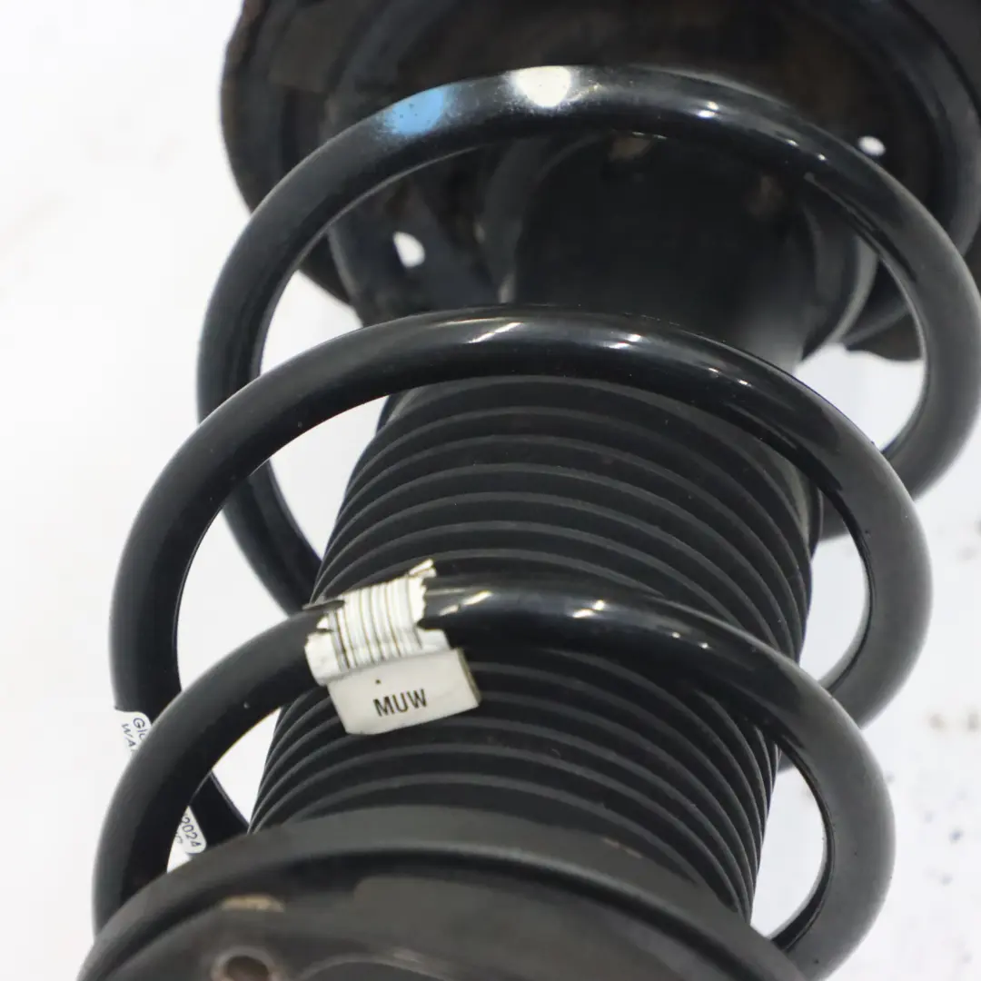  Suspension Leg Audi A3 8V S3 Quattro Support de Roue Avant à Ressort - SKU 5Q0413023DB-1 - Numéro de pièce 5Q0413023DB