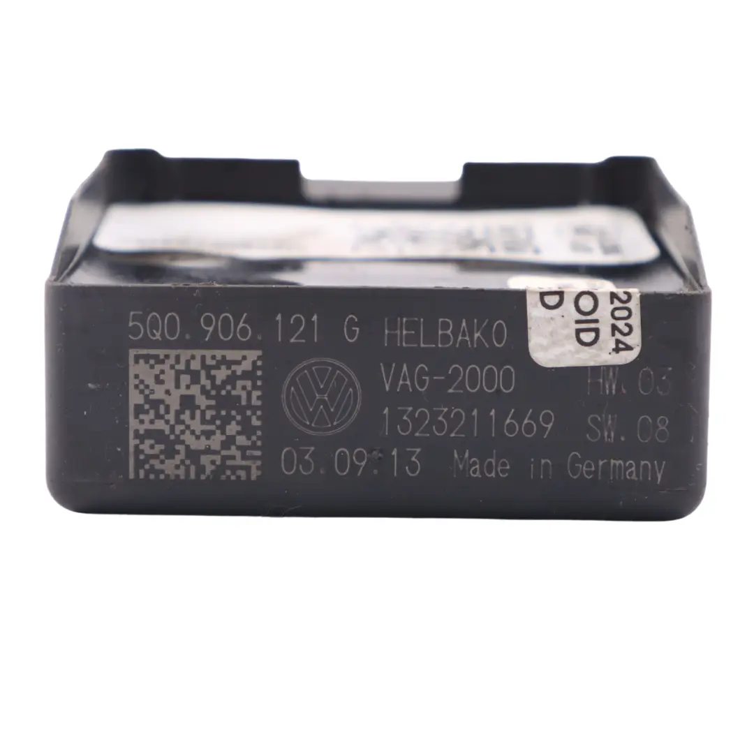 Audi A3 8V 1.6 TDI Fuel Pump Sender Control Relay Module Unit ECU - SKU 5Q0906121G - Part number 5Q0906121G