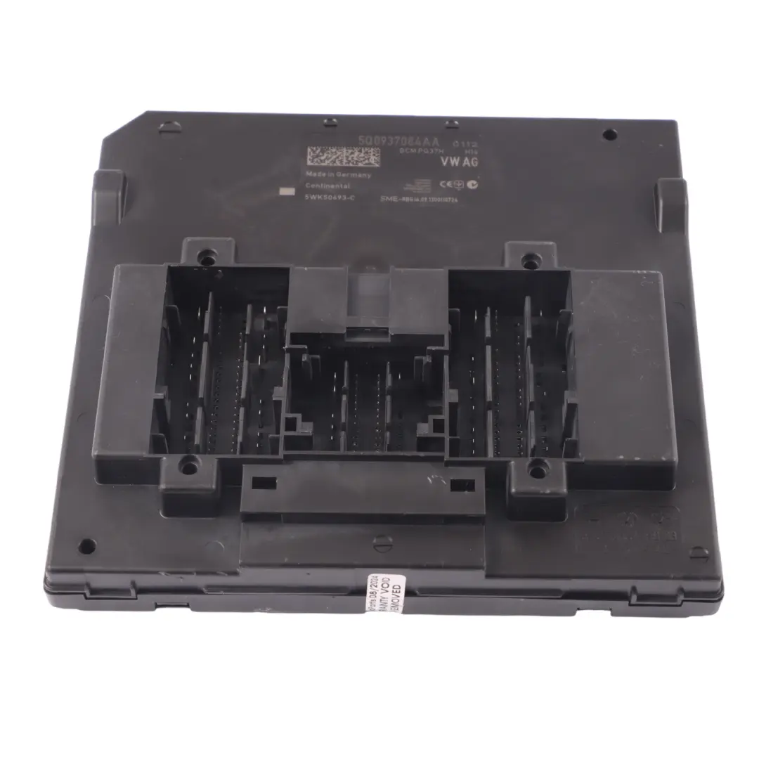 Audi A3 8V Módulo BCM Unidad de control de la carrocería Módulo ECU - SKU 5Q0937084AA - Número de pieza 5Q0937084AA