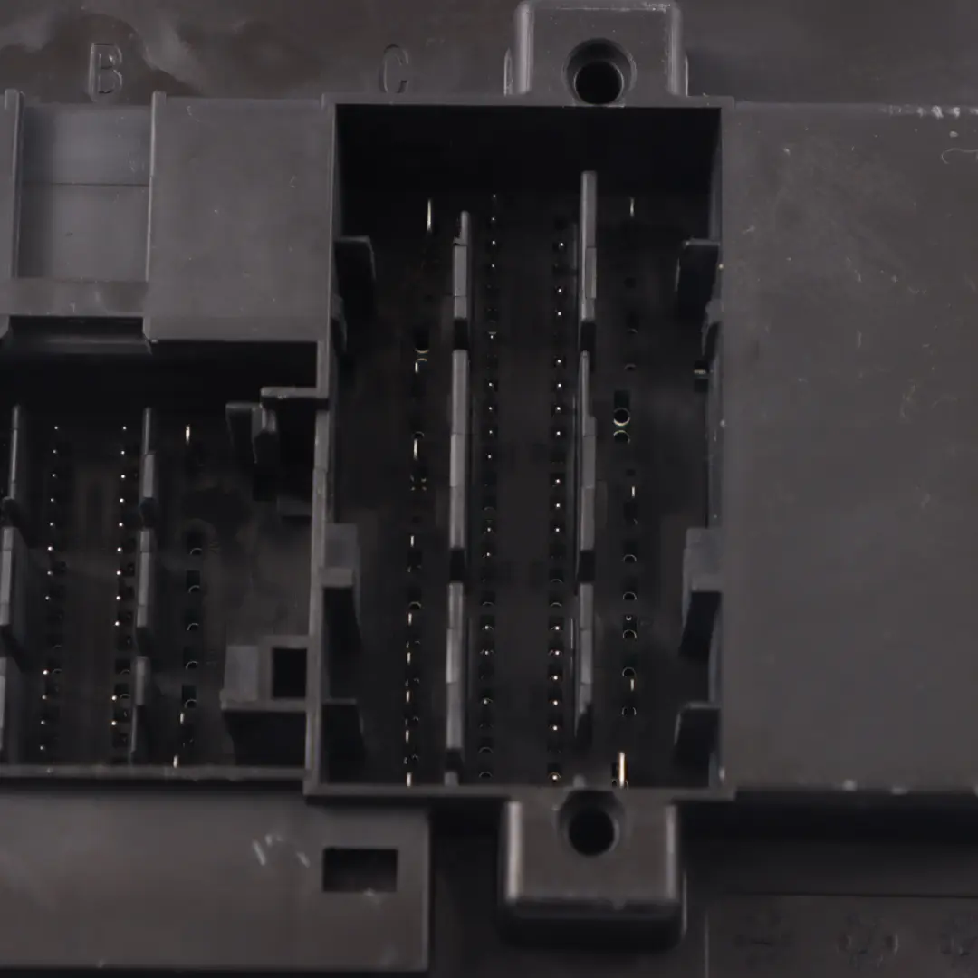 Audi A3 8V Komputer Sterownik Komfortu ECU - SKU 5Q0937084AA - Numer Części 5Q0937084AA