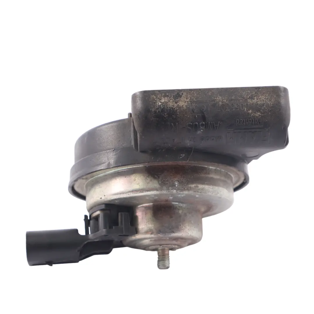 Horn Signal Fan Fare Low Tone Pitch Siren to Audi A3 8V with Part number 5Q0951221A Audi A3 8V Horn Signal Fan Fare Low Tone Pitch Siren - SKU 5Q0951221A - Part number 5Q0951221A