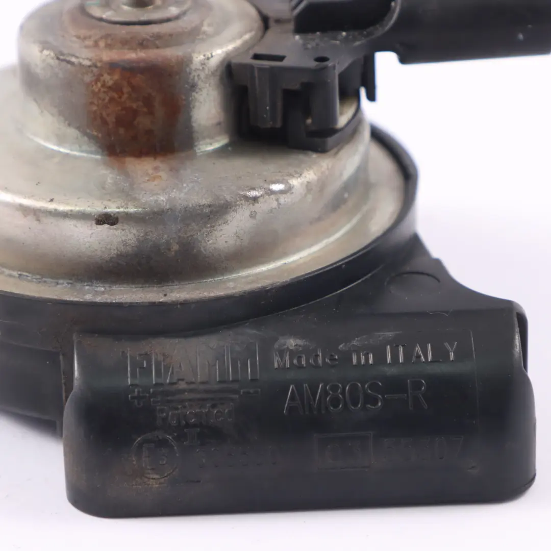 Segnale Acustico Allarme Sirena Tono Alto per Audi A3 8V con numero di parte 5Q0951223A Audi A3 8V Segnale Acustico Allarme Sirena Tono Alto - SKU 5Q0951223A - Numero di parte 5Q0951223A