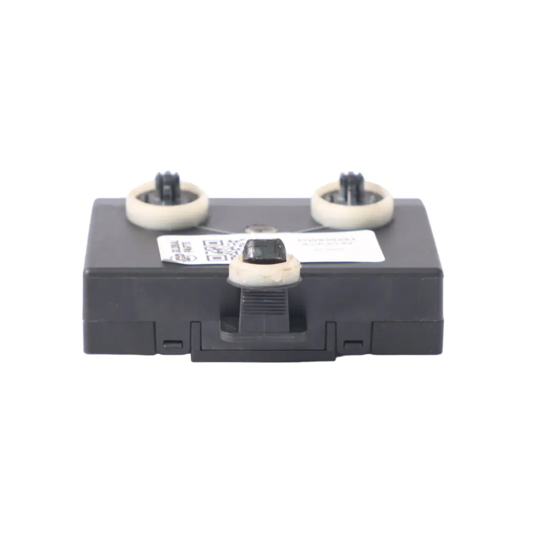 Control Unit Central Door Locking Module ECU to Audi A3 8V with Part number 5Q0959393 Audi A3 8V Control Unit Central Door Locking Module ECU - SKU 5Q0959393 - Part number 5Q0959393