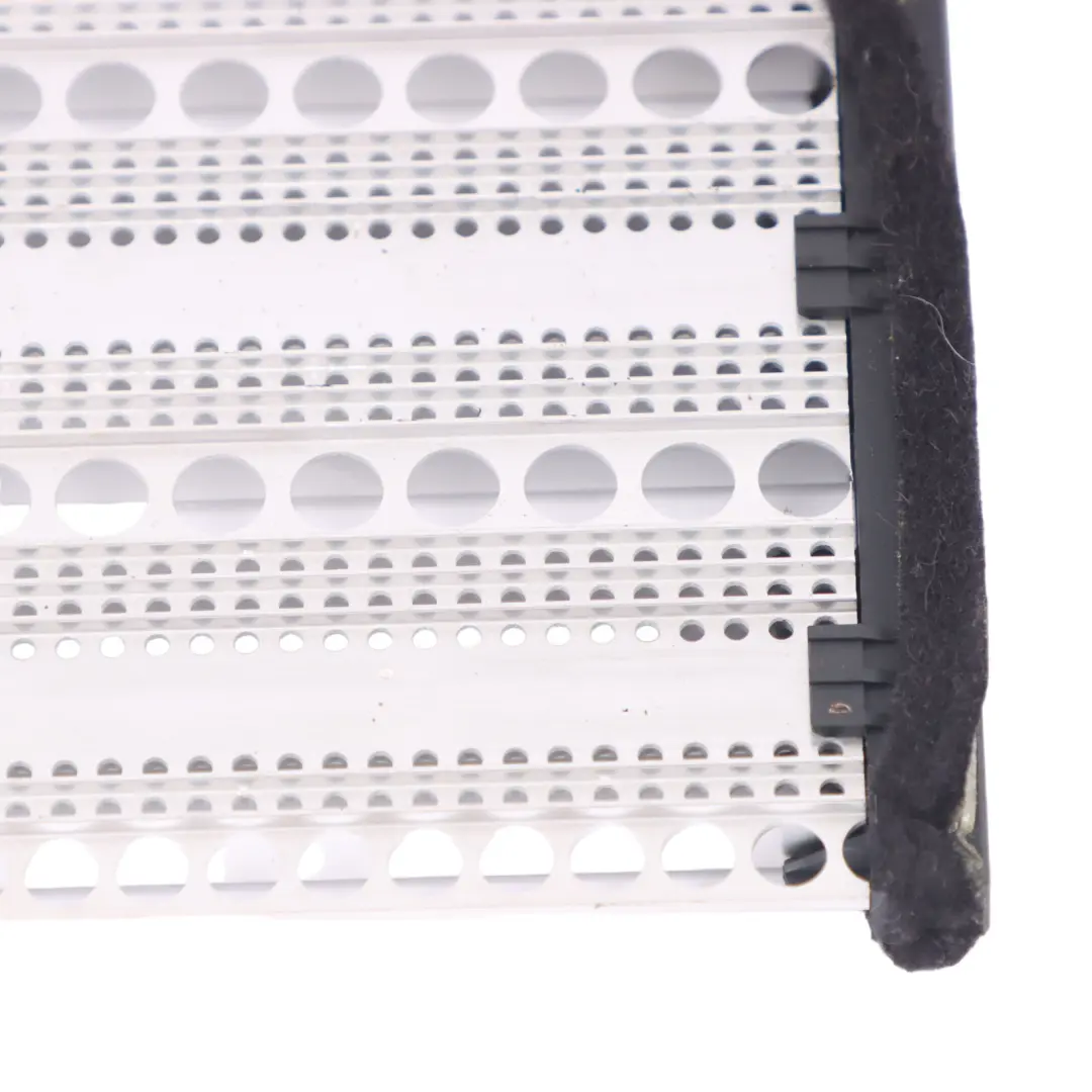 CLHA Elemento Matriz Calefactor para Audi A3 8V 1.6 TDI con número de pieza 5Q0963235 Audi A3 8V 1.6 TDI CLHA Elemento Matriz Calefactor - SKU 5Q0963235 - Número de pieza 5Q0963235