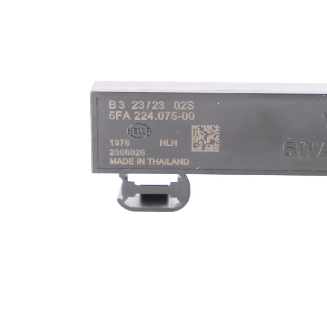 Mk8 Wzmacniacz Anteny Nadajnik Odbiornik Moduł do Volkswagen Golf o numerze 5WA962132 Volkswagen Golf Mk8 Wzmacniacz Anteny Nadajnik Odbiornik Moduł - SKU 5WA962132 - Numer Części 5WA962132