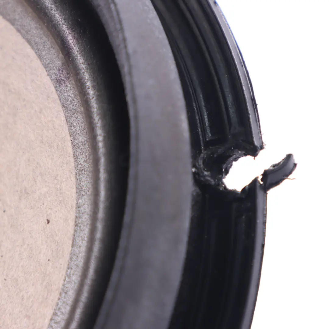 Haut-parleur de Porte Avant Gauche Droite pour VW Volkswagen Fox 5Z à propos du numéro de pièce 5Z0035411A VW Volkswagen Fox 5Z Haut-parleur de Porte Avant Gauche Droite - SKU 5Z0035411A - Numéro de pièce 5Z0035411A