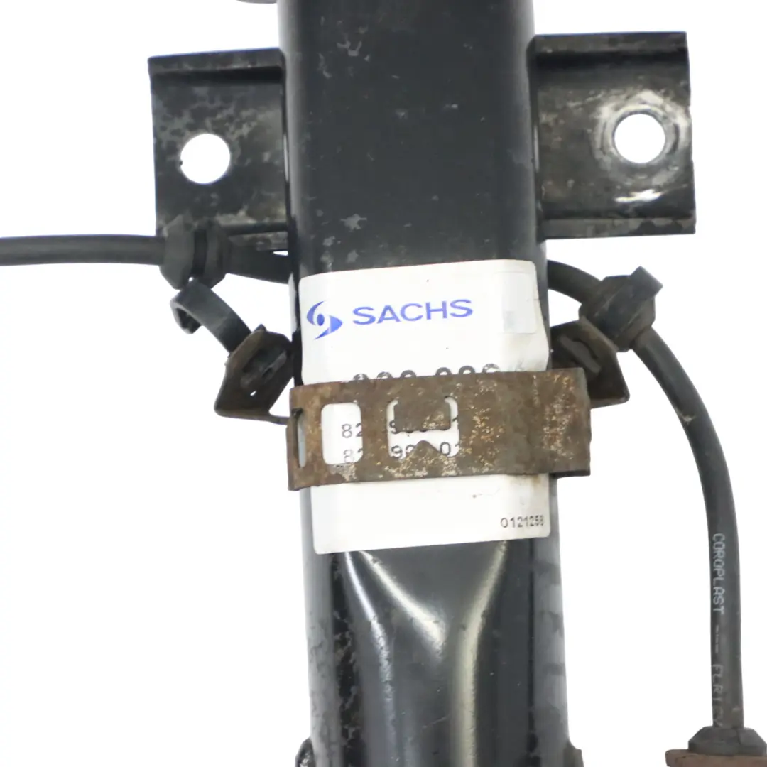 Volkswagen Fox 5Z Support de Roue Avant Droit Jambe de Suspension Moyeu - SKU 5Z0413031AB - Numéro de pièce 5Z0413031AB