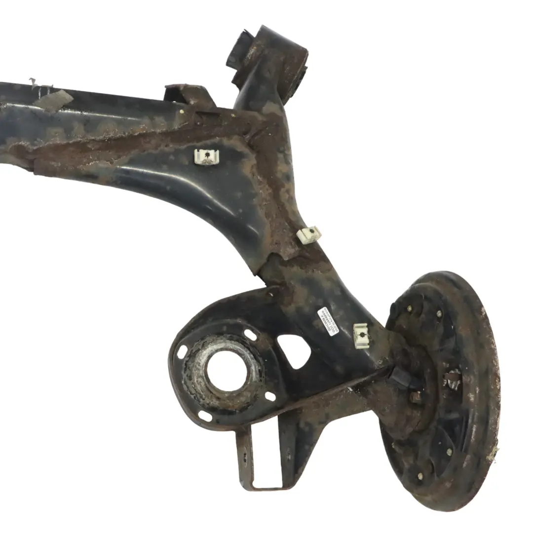 VW Volkswagen Fox Assale Posteriore Sospensione Culla Porta - SKU 5Z0500051A - Numero di parte 5Z0500051A