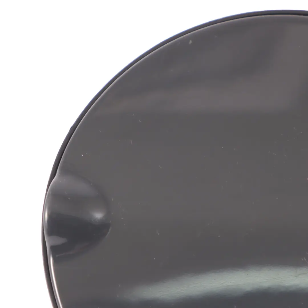 Volkswagen VW Fox 5Z Kraftstoffeinfüllstutzen Klappenabdeckung Urano Grau - I7F - SKU 5Z0809857A-URG - Teilenummer 5Z0809857A