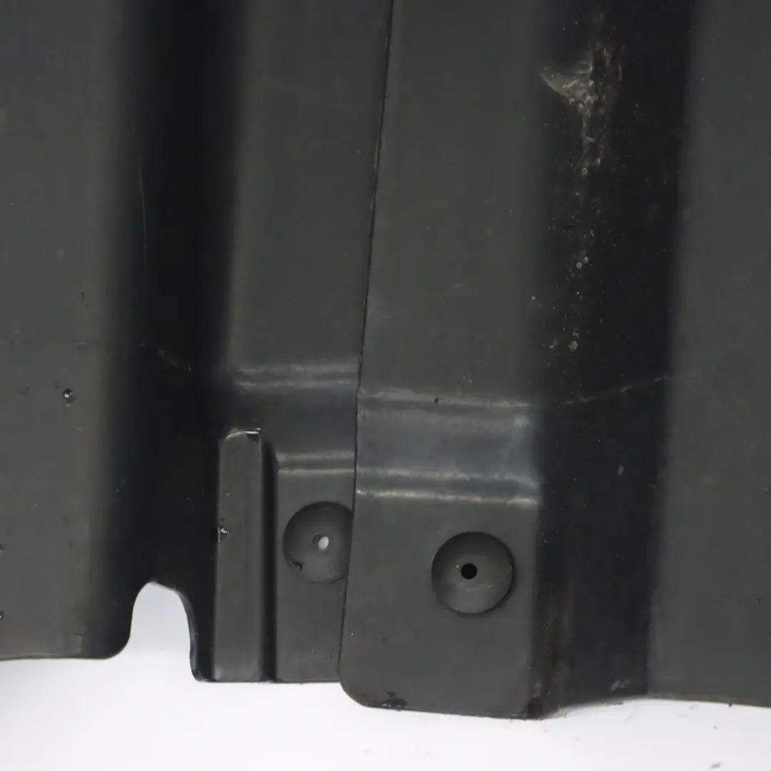 Volkswagen Fox 5Z Tapa Paso Rueda Trasero Derecho - SKU 5Z0810972 - Número de pieza 5Z0810972