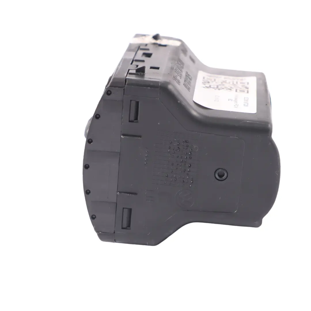 Lüftungs Düse Armaturen Brett Mittel Kühler Grill für Volkswagen Fox 5Z mit Teilenummer 5Z0819728 Volkswagen Fox 5Z Lüftungs Düse Armaturen Brett Mittel Kühler Grill - SKU 5Z0819728 - Teilenummer 5Z0819728