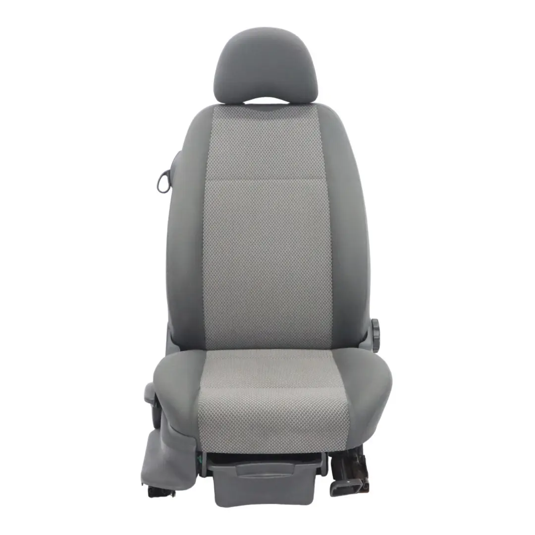 Volkswagen FOX 5Z Siège Avant Droit Tissu Intérieur Anthracite - SKU 5Z0881805R-2 - Numéro de pièce 5Z0881805R