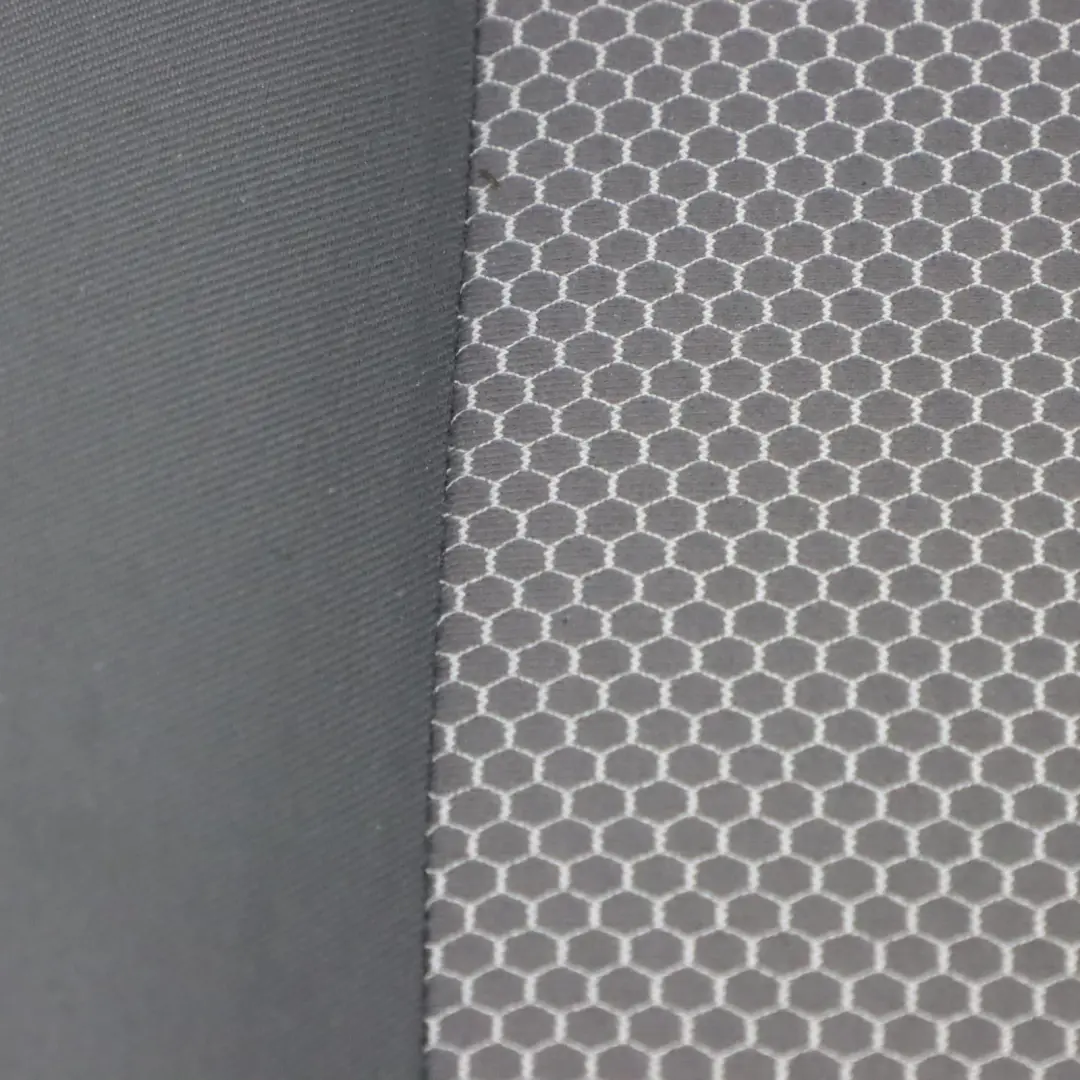 Fotel Przedni Prawy Przód Materiałowy Antracyt do Volkswagen FOX 5Z o numerze 5Z0881805R Volkswagen FOX 5Z Fotel Przedni Prawy Przód Materiałowy Antracyt - SKU 5Z0881805R-2 - Numer Części 5Z0881805R