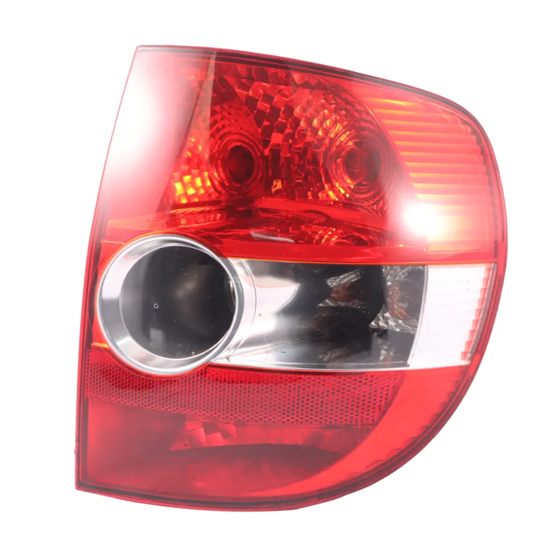 Volkswagen Fox 5Z Scheinwerfer Licht hinten rechts Rücklicht - SKU 5Z0945096A - Teilenummer 5Z0945096A