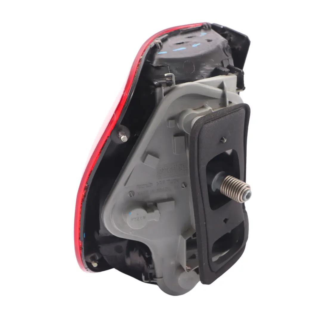 Faro posteriore destro Fanale posteriore per Volkswagen Fox 5Z con numero di parte 5Z0945096A Volkswagen Fox 5Z Faro posteriore destro Fanale posteriore - SKU 5Z0945096A - Numero di parte 5Z0945096A