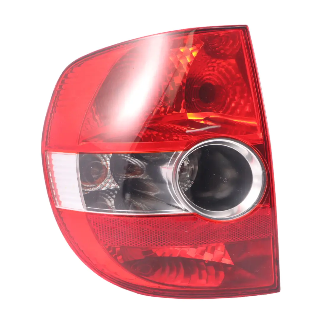 Headlight Light Rear Left N/S Taillight Volkswagen Fox 5Z - SKU 5Z0945111 - Part number 5Z0945111