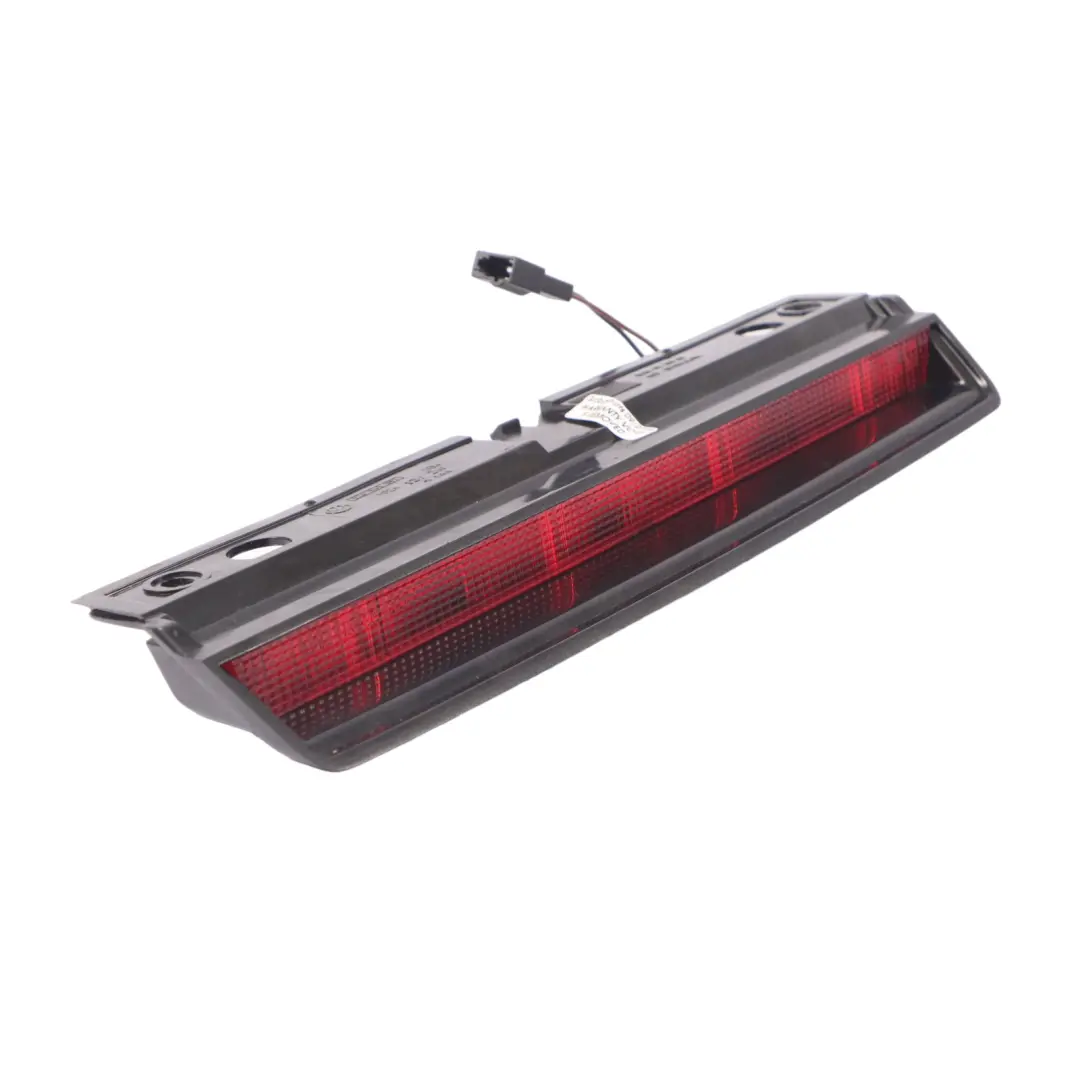 Trzecie Światło Stopu Tylna Lampka Hamulca do Volkswagen Fox 5Z o numerze 5Z6945097 Volkswagen Fox 5Z Trzecie Światło Stopu Tylna Lampka Hamulca - SKU 5Z6945097 - Numer Części 5Z6945097