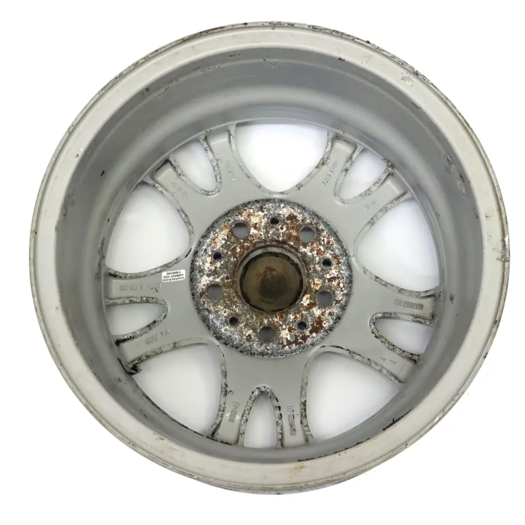 AlluMini o Cerchione IN Lega 16" Raggi V 255 ET: 44 per BMW E82 E81 E87 E88 con numero di parte 6778218 BMW E82 E81 E87 E88 AlluMini o Cerchione IN Lega 16" Raggi V 255 ET: 44 - SKU 6778218-2 - Numero di parte 6778218