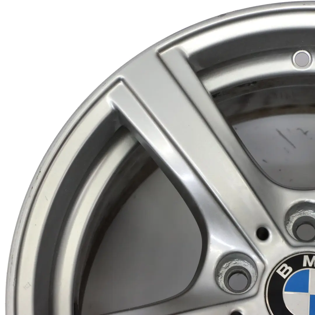 Silberne Leicht Metall Felge 17" Sternspeiche 290 ET:29 8J für BMW Z4 E89 mit Teilenummer 6785240 BMW Z4 E89 Silberne Leicht Metall Felge 17" Sternspeiche 290 ET:29 8J - SKU 6785240-5 - Teilenummer 6785240