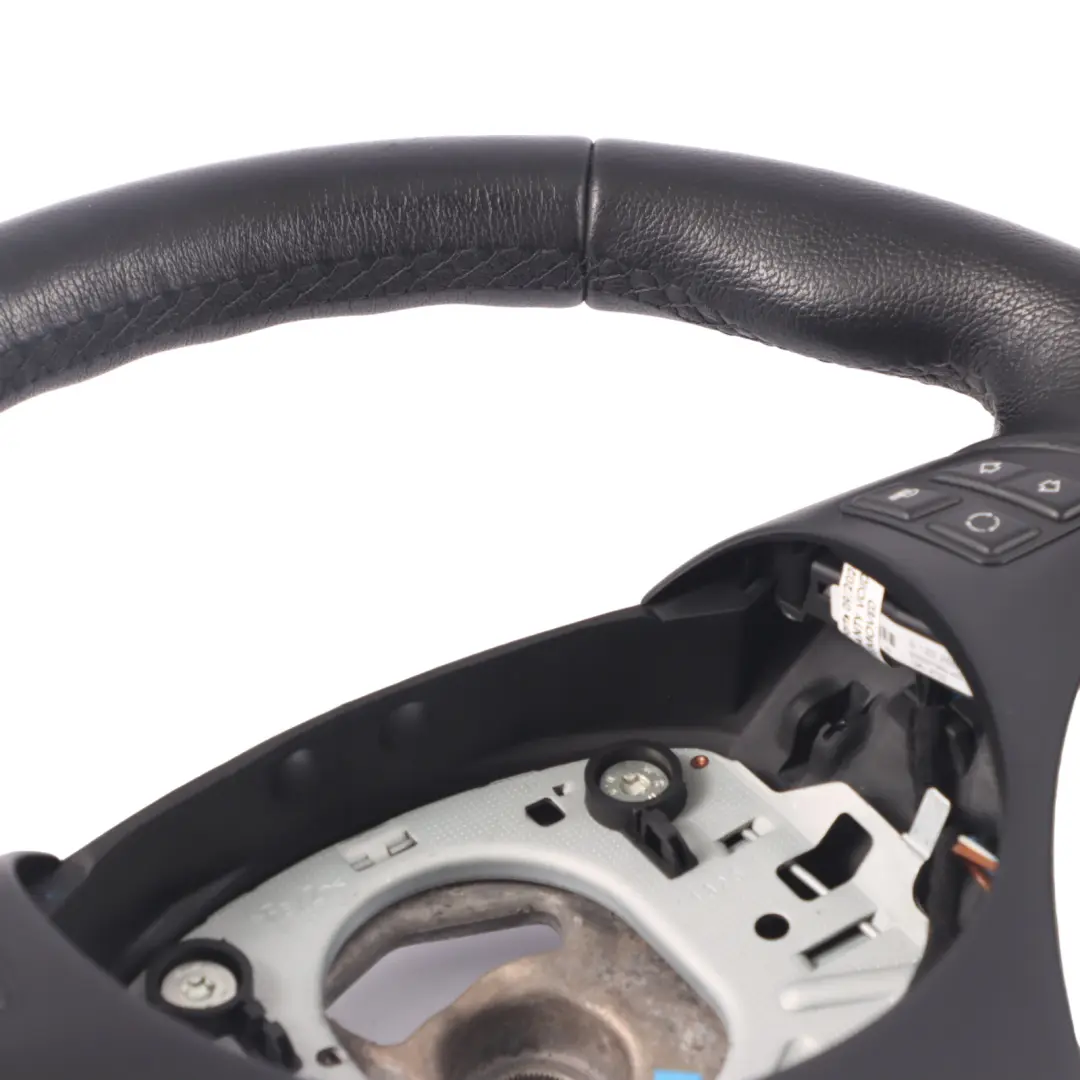 Lenkrad BMW E81 E87 E90 LCI E92 Beheizt Schwarz Leder Sport Multifunktion für mit Teilenummer 6795571 Lenkrad BMW E81 E87 E90 LCI E92 Beheizt Schwarz Leder Sport Multifunktion - SKU 6795571 - Teilenummer 6795571