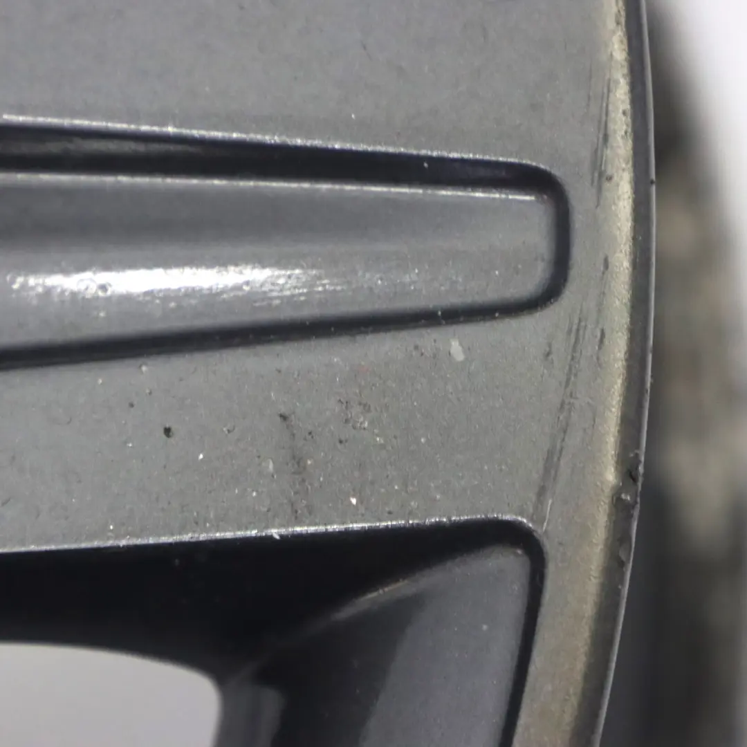Graue Leicht Metall Felge 17" 379 ET:43 7,5J für BMW F20 F21 F22 F23 mit Teilenummer 6850151 BMW F20 F21 F22 F23 Graue Leicht Metall Felge 17" 379 ET:43 7,5J - SKU 6850151-19 - Teilenummer 6850151