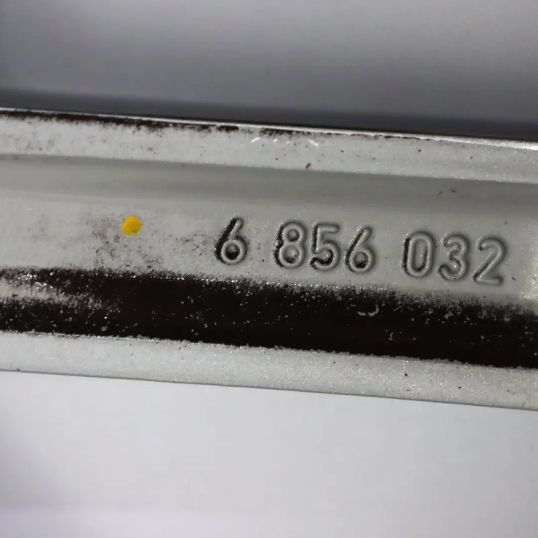 Srebrna Felga Aluminiowa 18" 7,5J ET:51 do Mini Countryman F60 o numerze 6856032 Mini Countryman F60 Srebrna Felga Aluminiowa 18" 7,5J ET:51 - SKU 6856032-2 - Numer Części 6856032