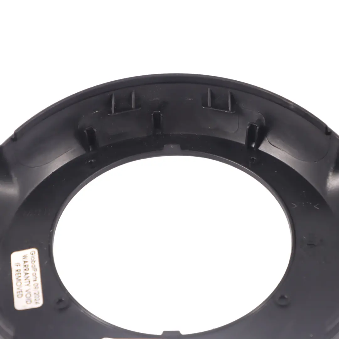 Coprivolante Mini F54 F55 F56 F57 F60 alloggiamento posteriore nero per con numero di parte 6864891 Coprivolante Mini F54 F55 F56 F57 F60 alloggiamento posteriore nero - SKU 6864891 - Numero di parte 6864891