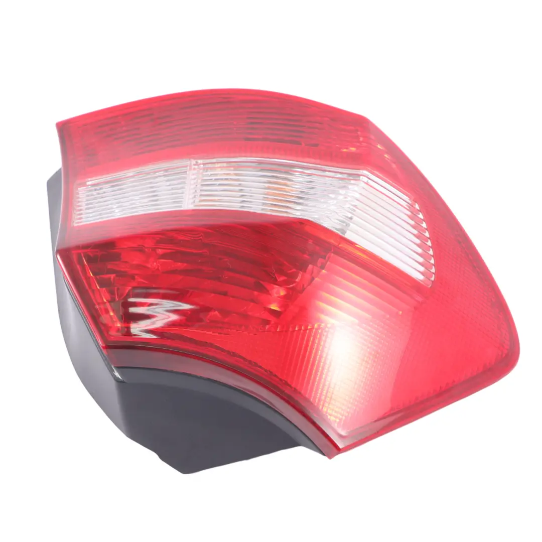Lampa Tylna Lewy Tył do BMW E87 o numerze 6924501 BMW E87 Lampa Tylna Lewy Tył - SKU 6924501-DEPO - Numer Części 6924501