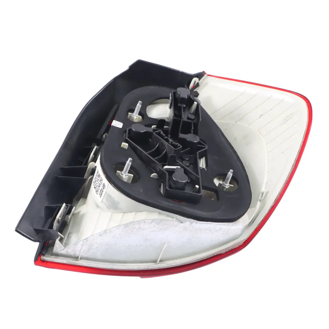 Lamp Tail Light Rear Left N/S Back to BMW E87 with Part number 6924501 BMW E87 Lamp Tail Light Rear Left N/S Back - SKU 6924501-DEPO - Part number 6924501