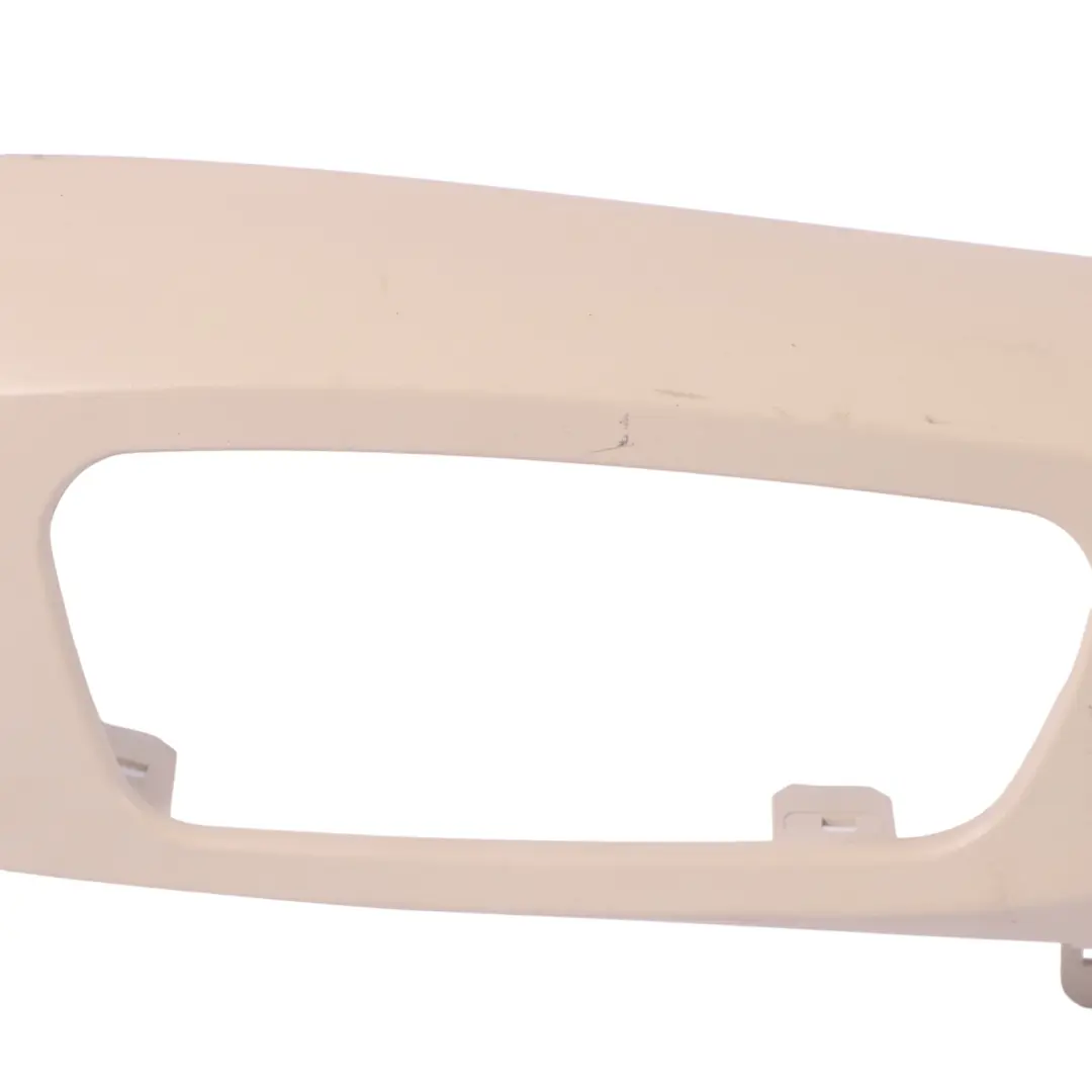 Rivestimento Sedile Esterno Passeggero Sinistro Crema Beige per BMW E92 E92N con numero di parte 6979341 BMW E92 E92N Rivestimento Sedile Esterno Passeggero Sinistro Crema Beige - SKU 6979341-1 - Numero di parte 6979341