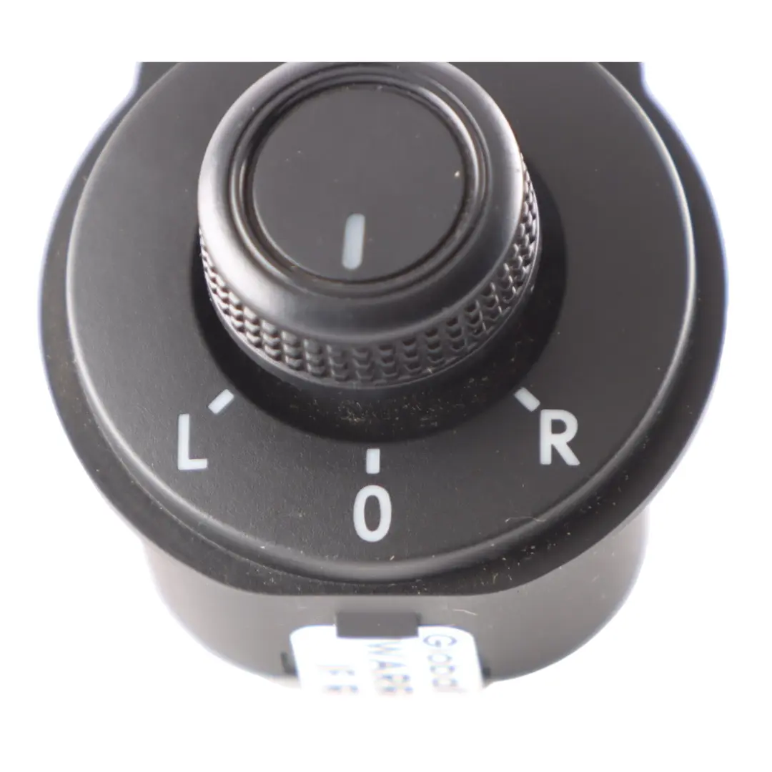 Interruttore Specchietto Retrovisore Controllo per Volkswagen Polo 6C con numero di parte 6C2959565 Volkswagen Polo 6C Interruttore Specchietto Retrovisore Controllo - SKU 6C2959565 - Numero di parte 6C2959565