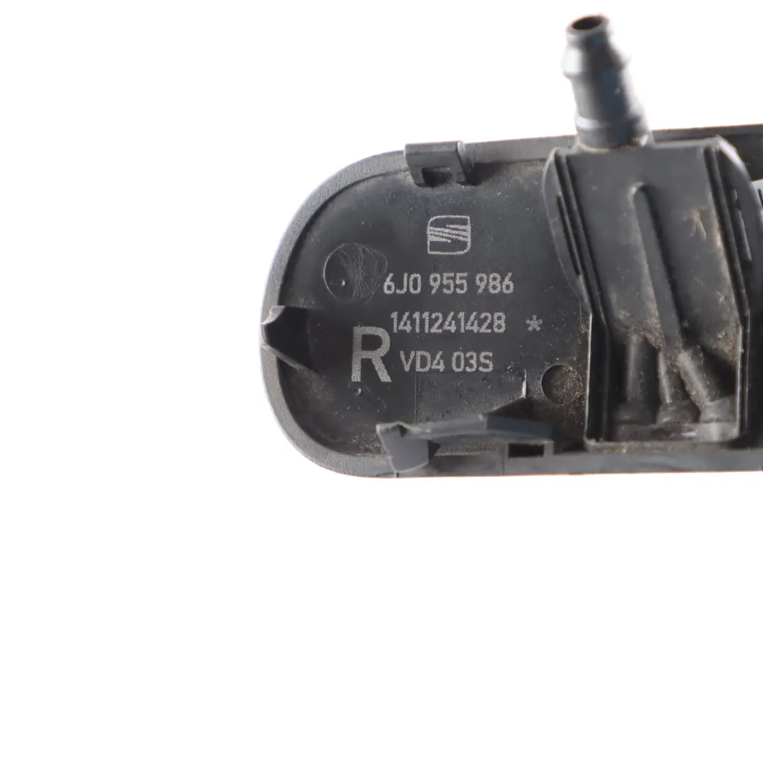 6J Ugello lavavetri Schermo a getto d'acqua a destra per Seat Ibiza con numero di parte 6J0955986 Seat Ibiza 6J Ugello lavavetri Schermo a getto d'acqua a destra - SKU 6J0955986 - Numero di parte 6J0955986