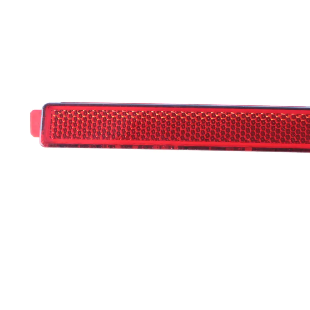 6J Pare-Chocs Arrière Réflecteur Lumière Droite pour Seat Ibiza à propos du numéro de pièce 6J3945106D Seat Ibiza 6J Pare-Chocs Arrière Réflecteur Lumière Droite - SKU 6J3945106D - Numéro de pièce 6J3945106D