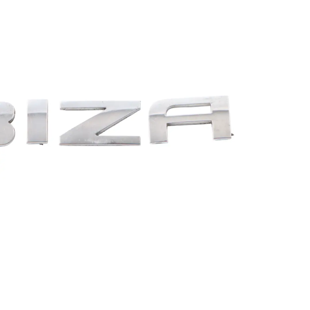 6J Heckklappe Kofferraum Deckel Schriftzug Emblem Abzeichen für Seat Ibiza mit Teilenummer 6L6853687 Seat Ibiza 6J Heckklappe Kofferraum Deckel Schriftzug Emblem Abzeichen - SKU 6L6853687 - Teilenummer 6L6853687